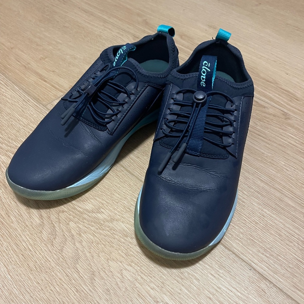 Clove Navy Blue Aqua Nursing Shoes W-10/M-8.5 Slip On